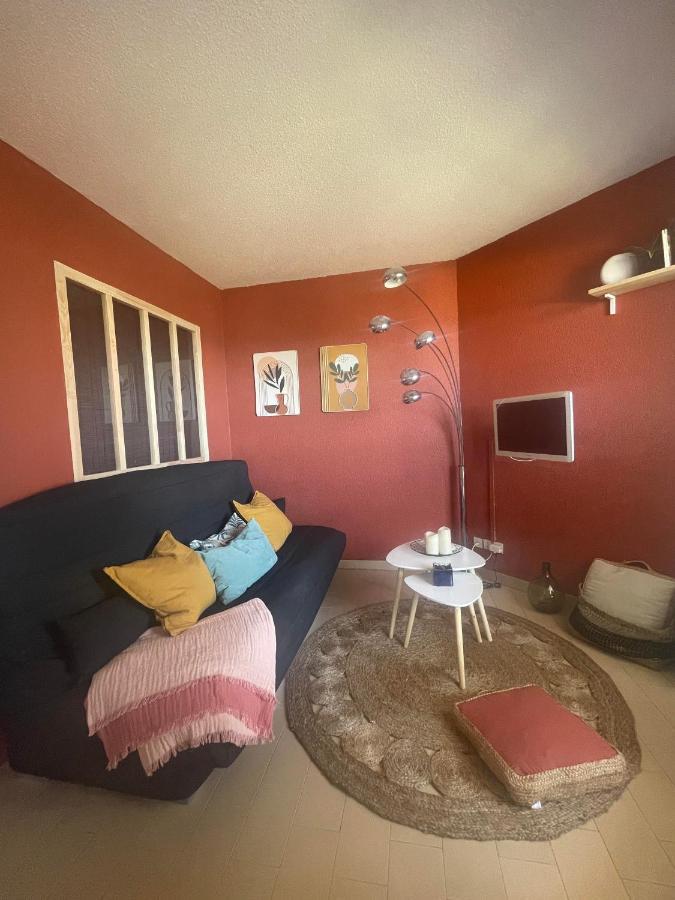 La Penate De Saint Cyp - Residence Les Fregates Vue Mer, Piscine 외부 사진