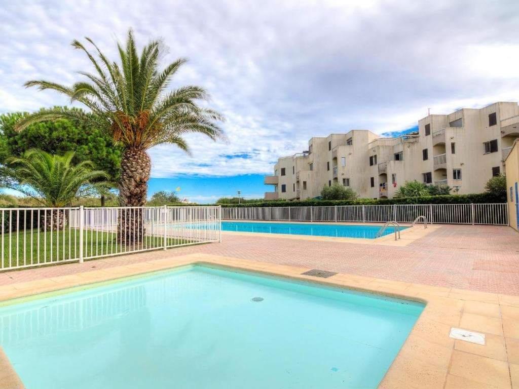 La Penate De Saint Cyp - Residence Les Fregates Vue Mer, Piscine 외부 사진